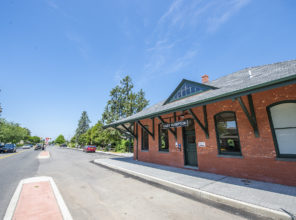 East Hampton Station 07-12-2018